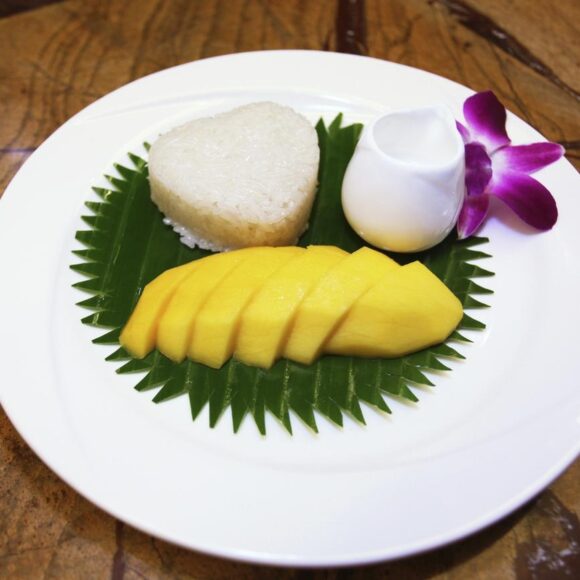 Mango with sticky rice